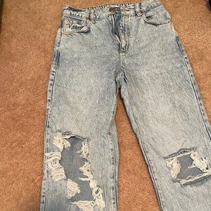 Women’s Light Blue Distressed Jeans